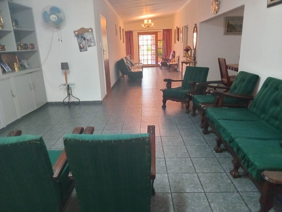 5 Bedroom Property for Sale in Bloemhof North West